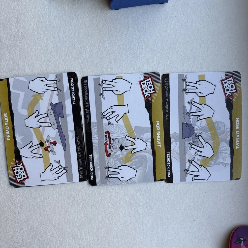Tech Deck Spin Master Mixed Lot Skate Park Ramp, Boards, 3 Tech Decks, 4 Cards
